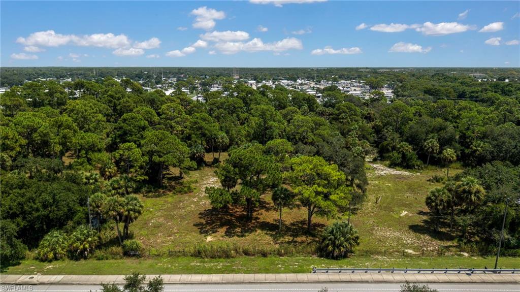BONITA SPRINGS - Land