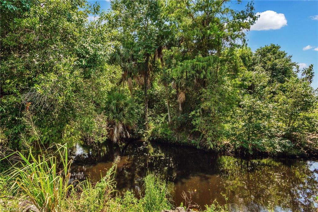 BONITA SPRINGS - Land