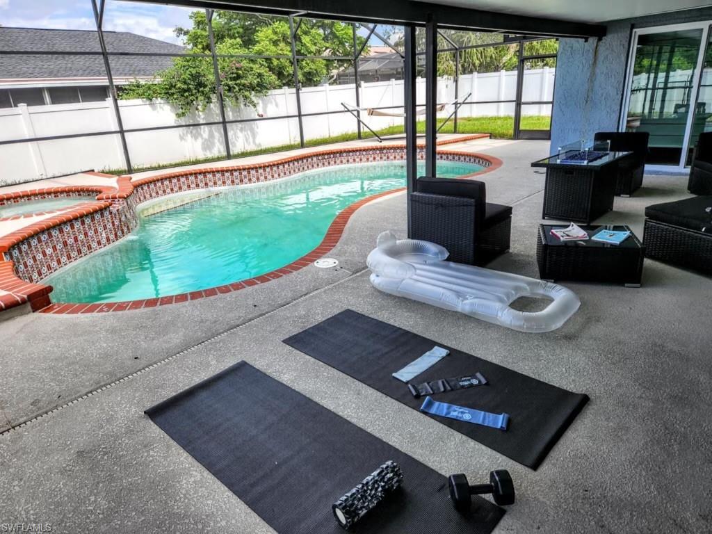 PEPPERTREE POINTE - Residential