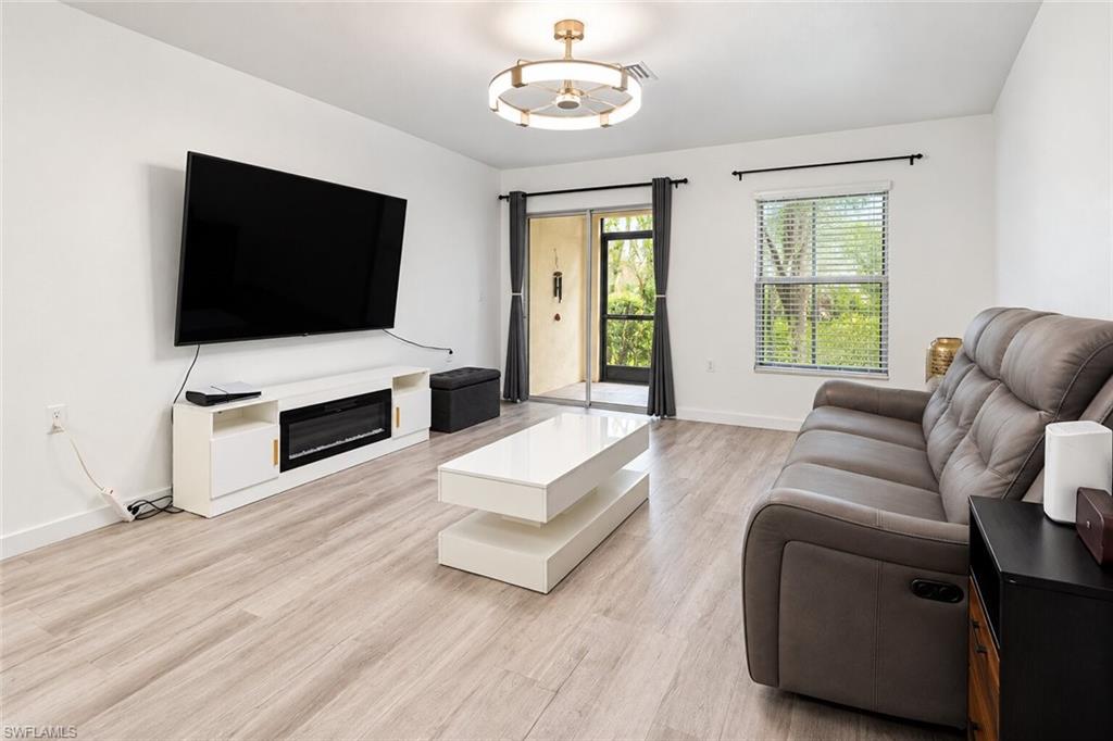 THE VISTAS - Residential