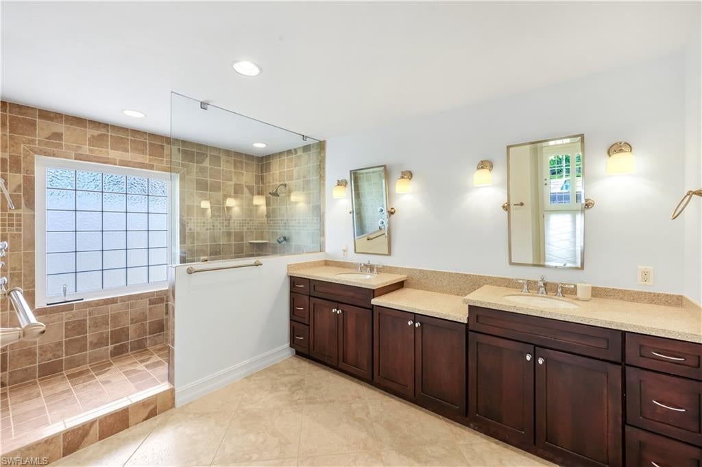IMPERIAL GOLF ESTATES - Residential