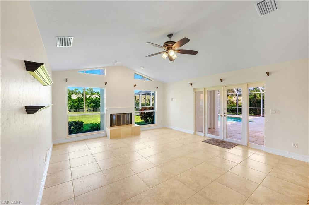 IMPERIAL GOLF ESTATES - Residential