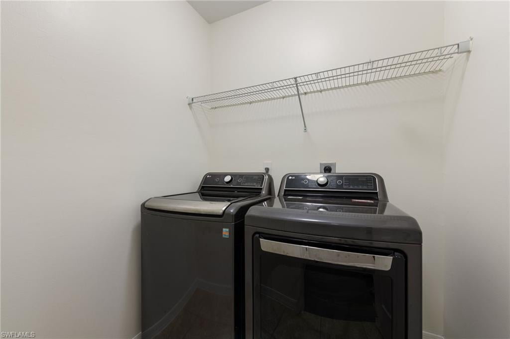 SUMMIT PLACE - Residential