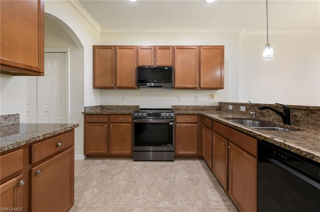 SUMMIT PLACE - Residential
