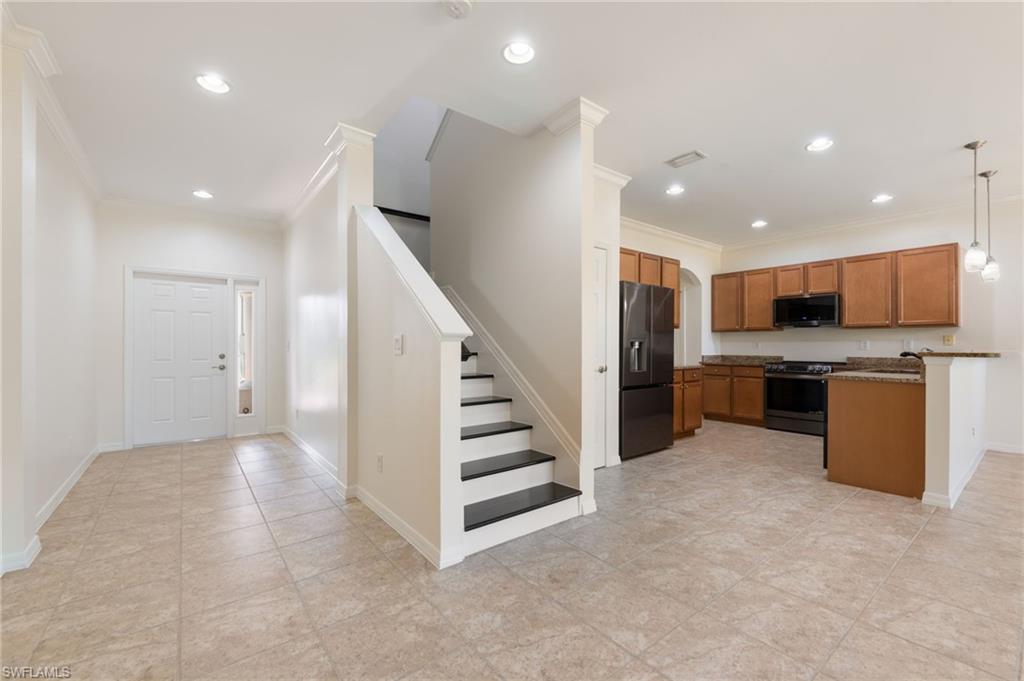 SUMMIT PLACE - Residential