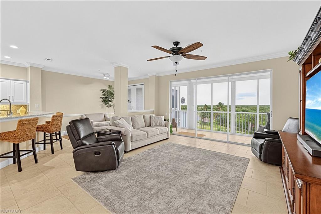 SUTTON WALK - Residential