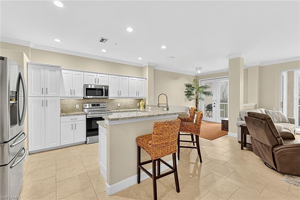 SUTTON WALK - Residential