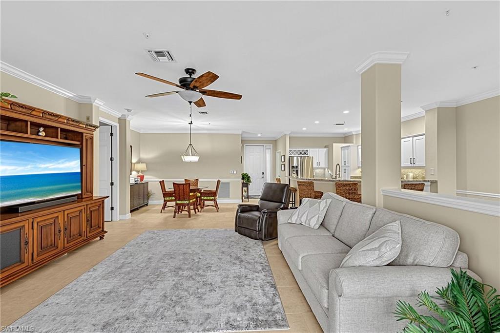 SUTTON WALK - Residential