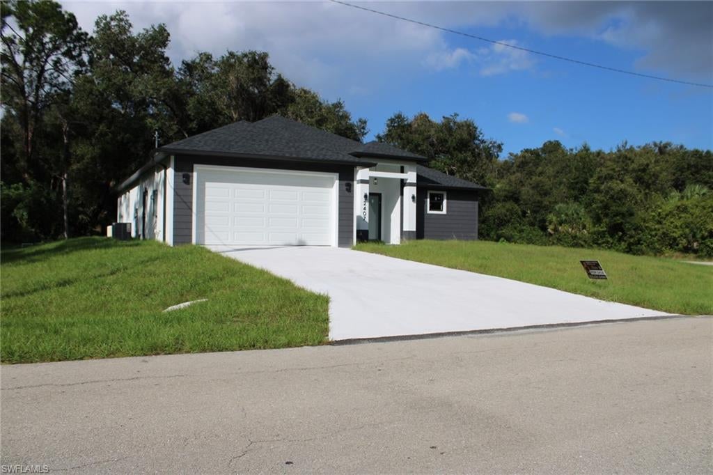 LEHIGH ACRES - Residential