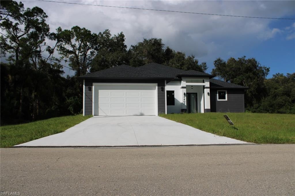 LEHIGH ACRES - Residential