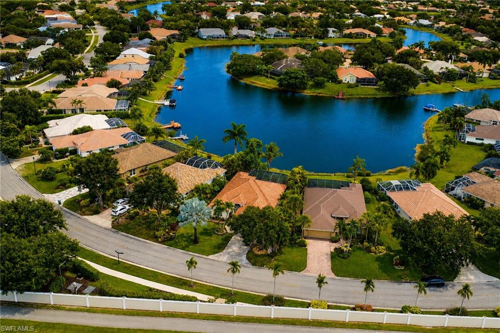 LONGSHORE LAKE - Residential