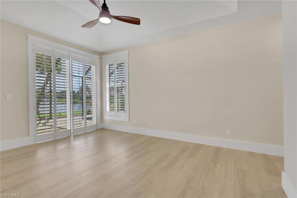 LONGSHORE LAKE - Residential