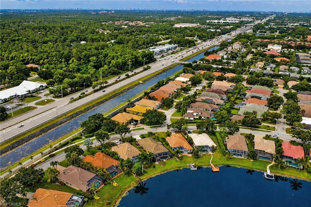 LONGSHORE LAKE - Residential