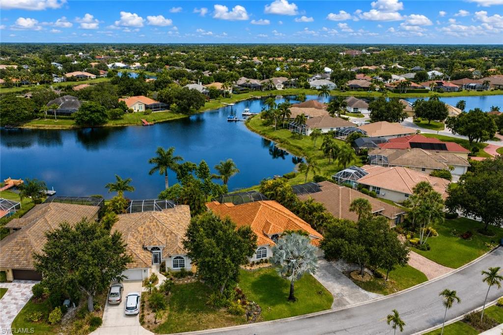 LONGSHORE LAKE - Residential