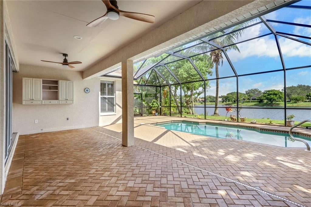 LONGSHORE LAKE - Residential