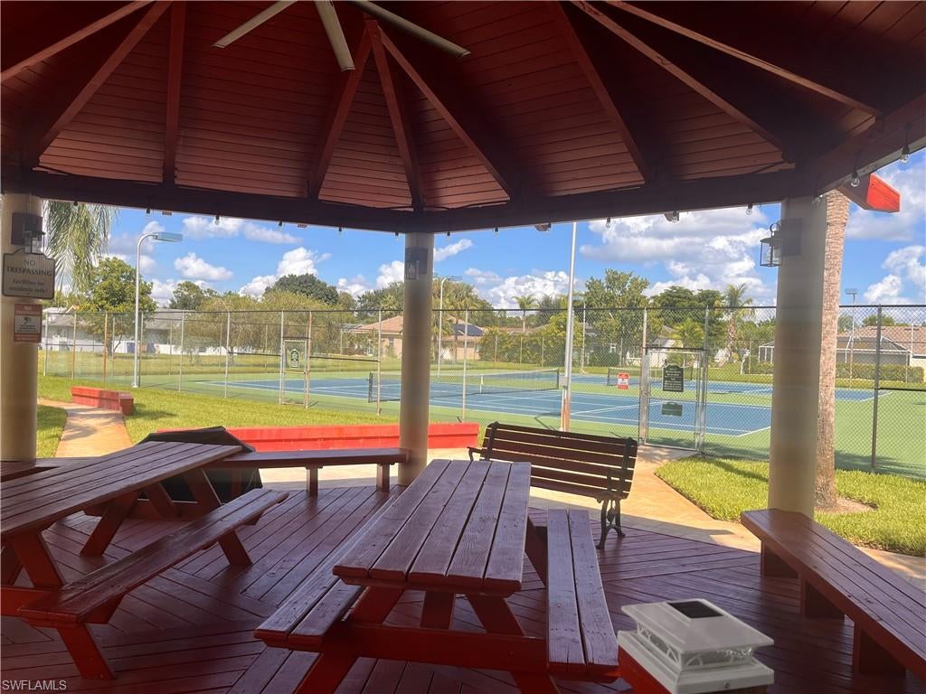 MEADOWS - Residential Lease