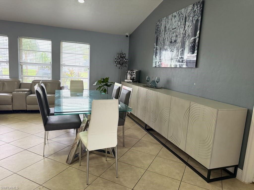 MEADOWS - Residential Lease