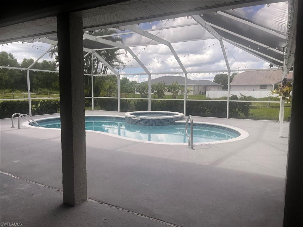 MEADOWS - Residential Lease