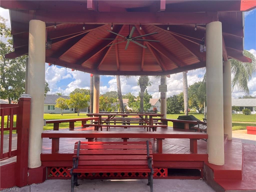 MEADOWS - Residential Lease