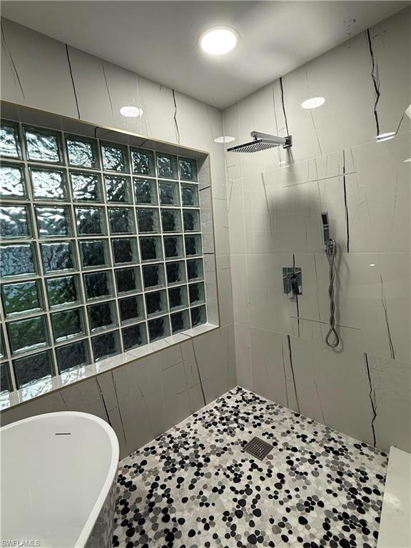 MEADOWS - Residential Lease