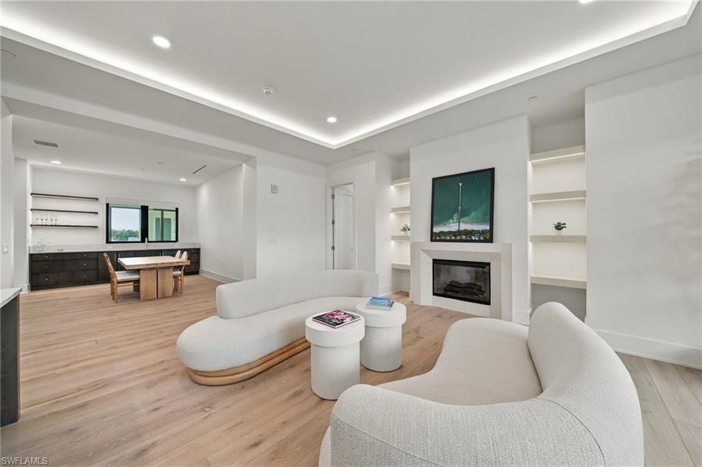 STELLA NAPLES - Residential