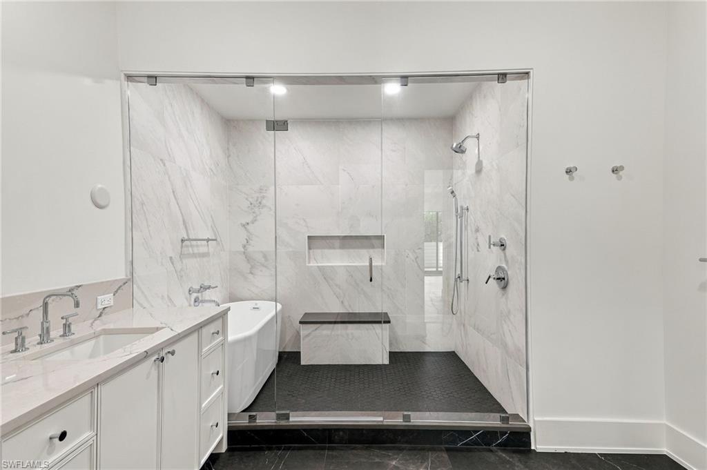 STELLA NAPLES - Residential