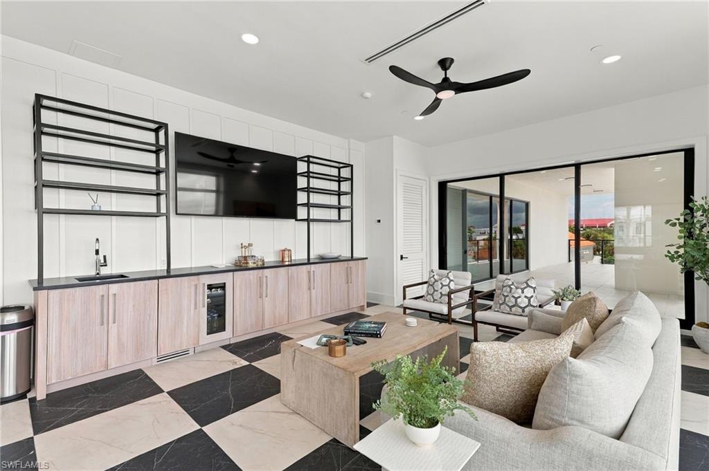 STELLA NAPLES - Residential