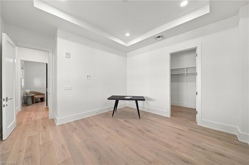 STELLA NAPLES - Residential