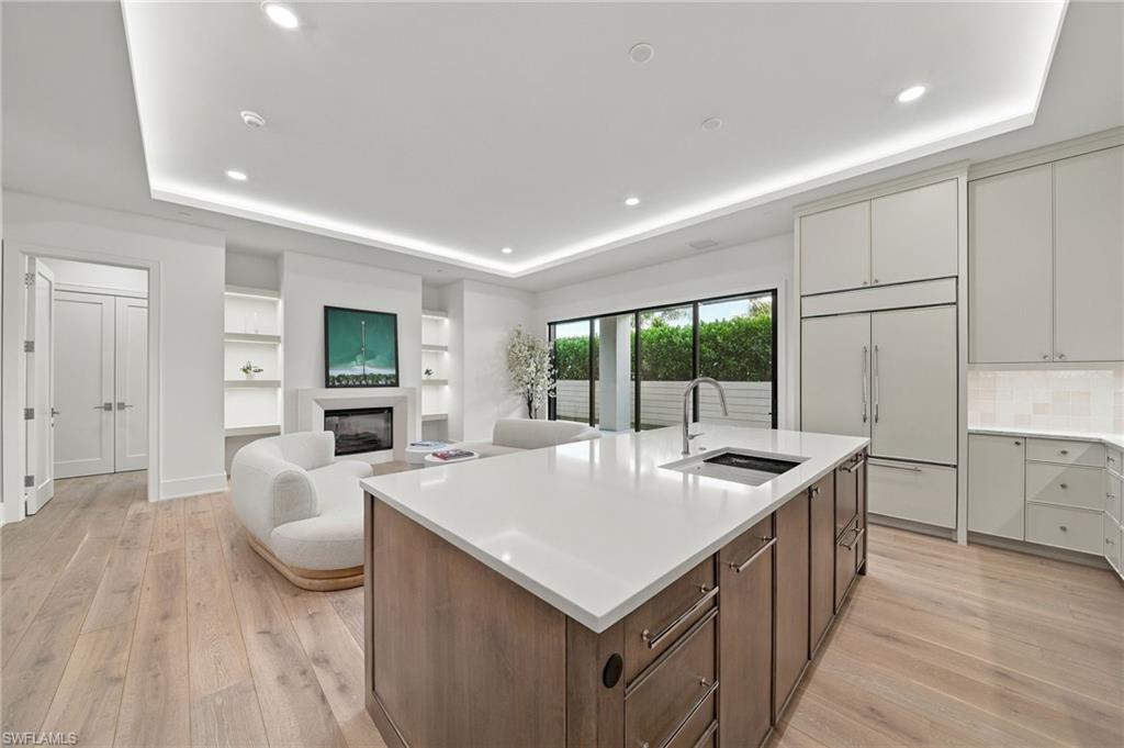 STELLA NAPLES - Residential