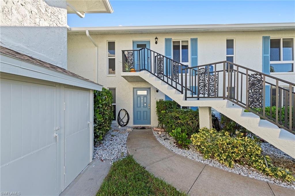 GLADES COUNTRY CLUB - Residential