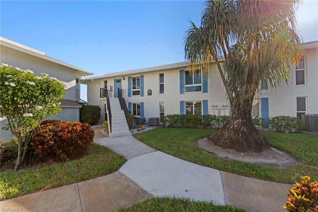GLADES COUNTRY CLUB - Residential