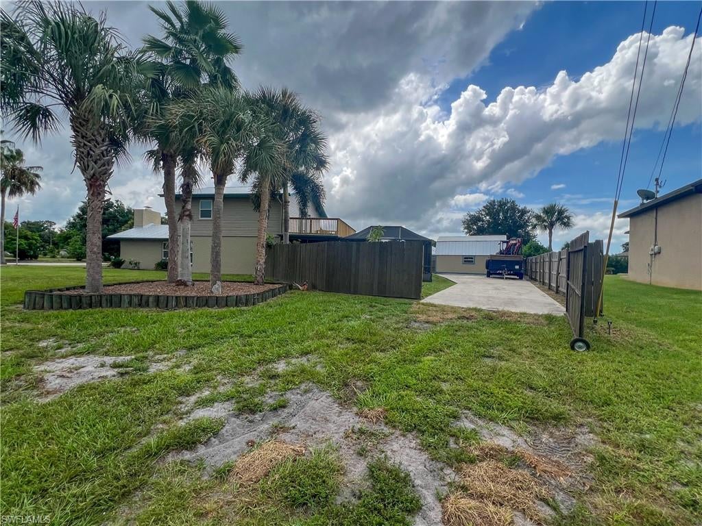 NORTH FORT MYERS - Residential