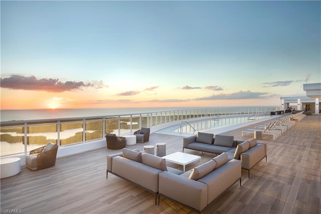 KALEA BAY TOWER 100 - Residential
