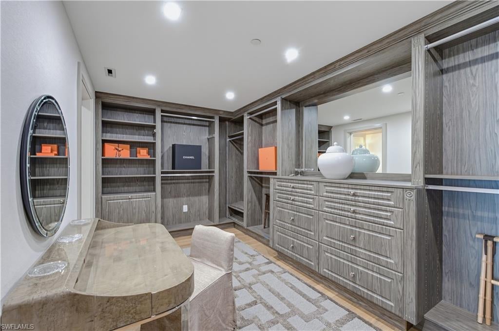 KALEA BAY TOWER 100 - Residential