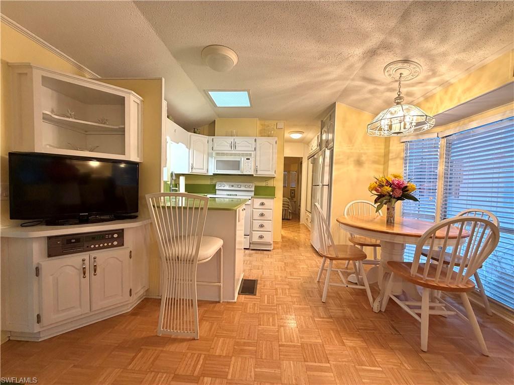 RIVERWOODS PLANTATION - Residential