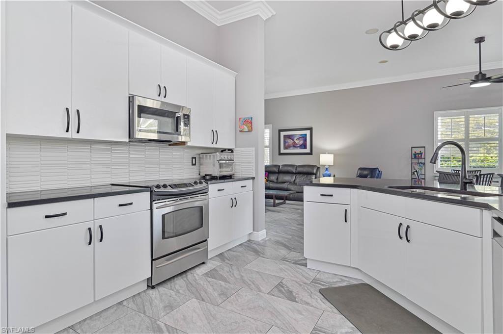 CASCADES AT ESTERO - Residential