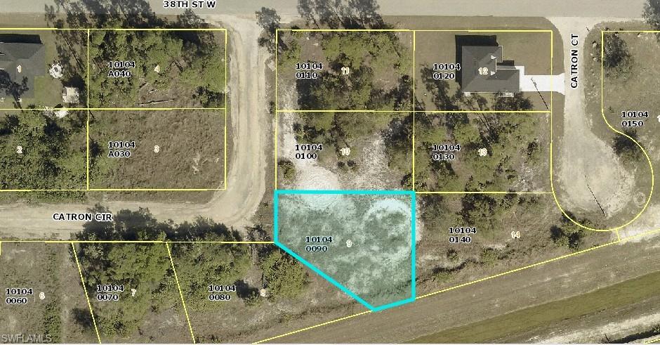 LEHIGH ACRES - Land