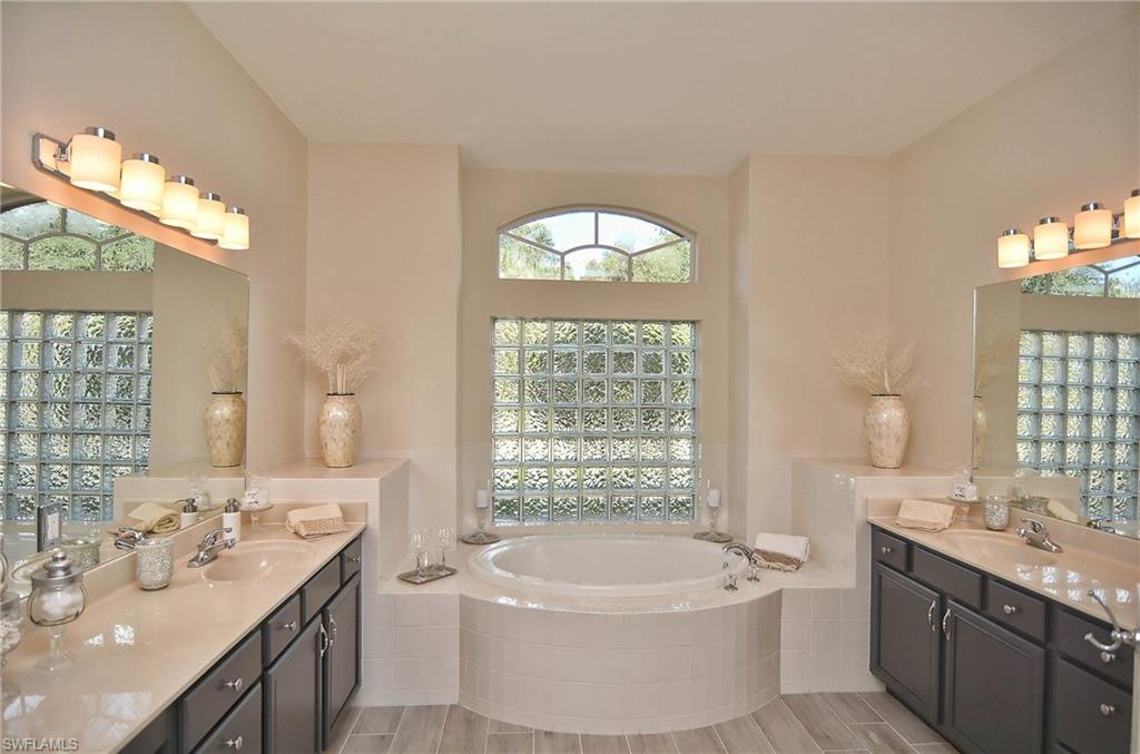 BELLE LAGO - Residential