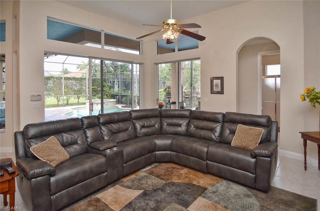 BELLE LAGO - Residential