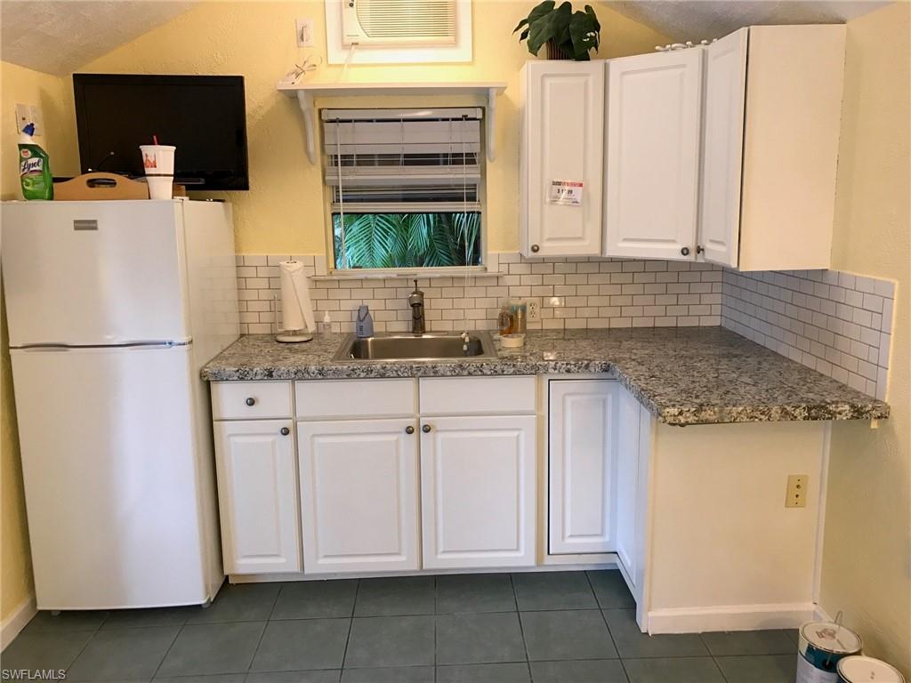 RIVERBEND MOTORCOACH RESORT - Land