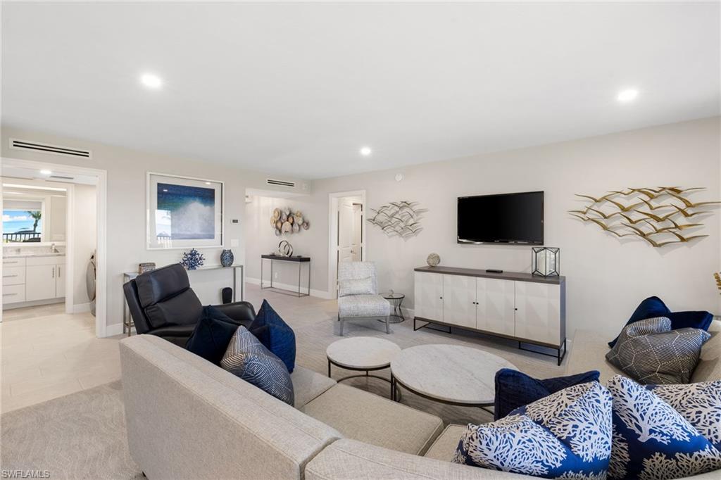 SHIPPS LANDING - Residential
