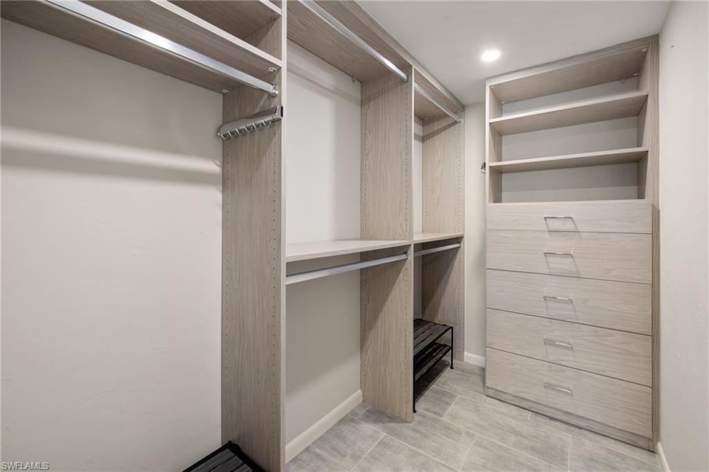 SHIPPS LANDING - Residential