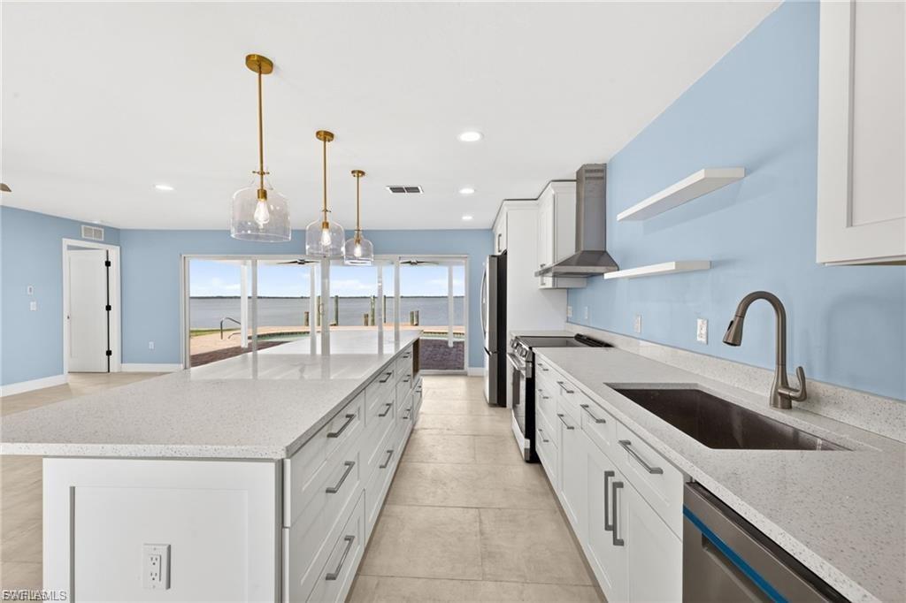FAIRVIEW ISLES - Residential