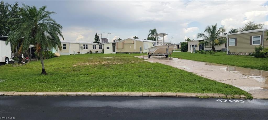 SPRING CREEK VILLAGE - Land