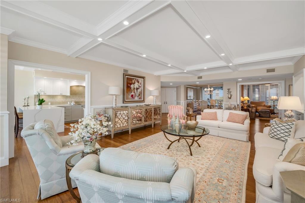 CARLYSLE AT BAY COLONY - Residential