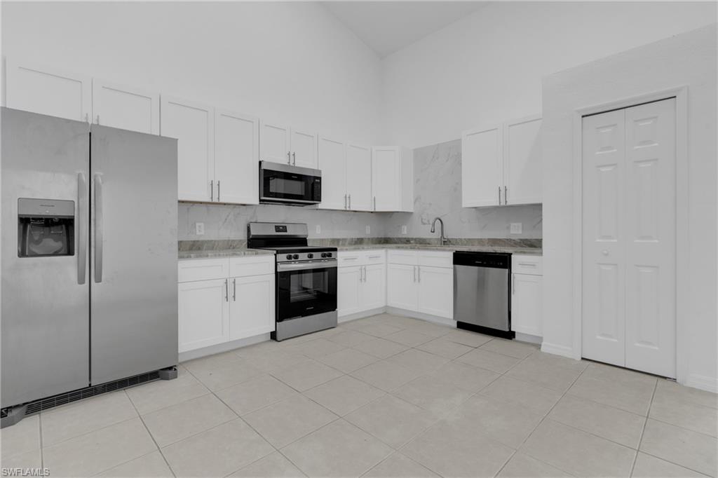 LEHIGH ACRES - Residential Income