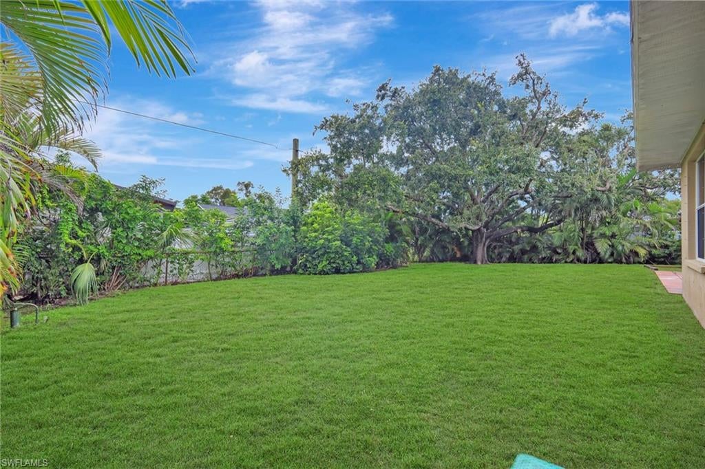 SAN CARLOS PARK - Residential Lease