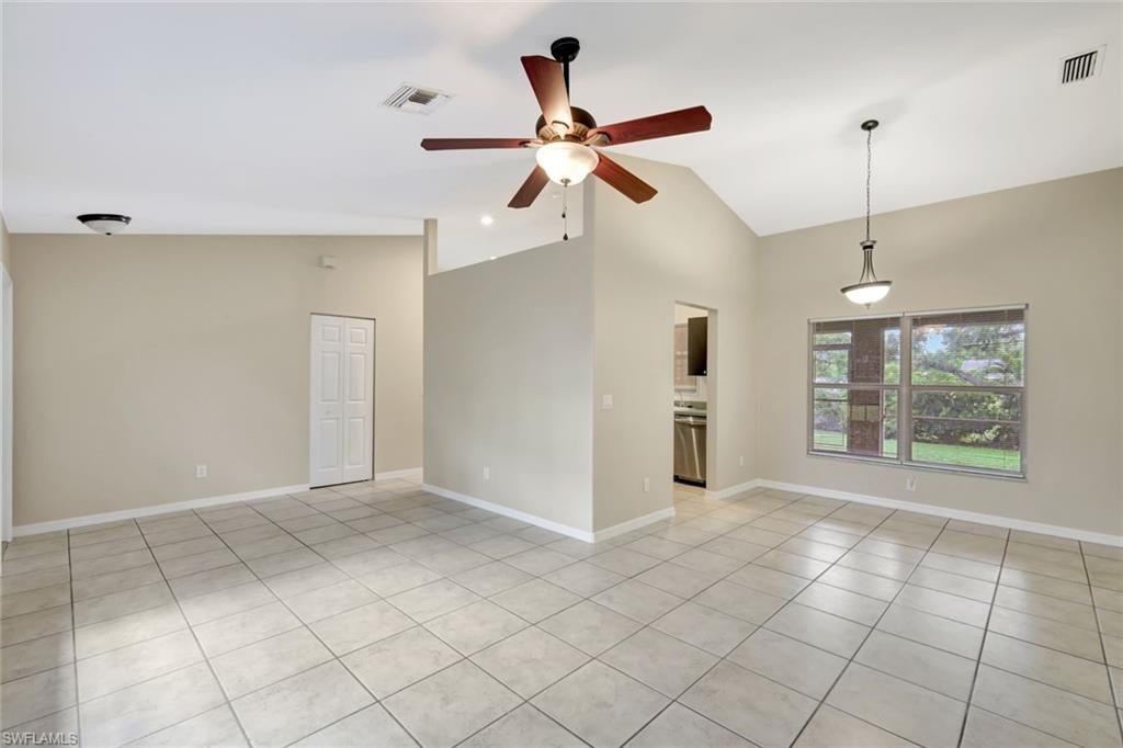 SAN CARLOS PARK - Residential Lease