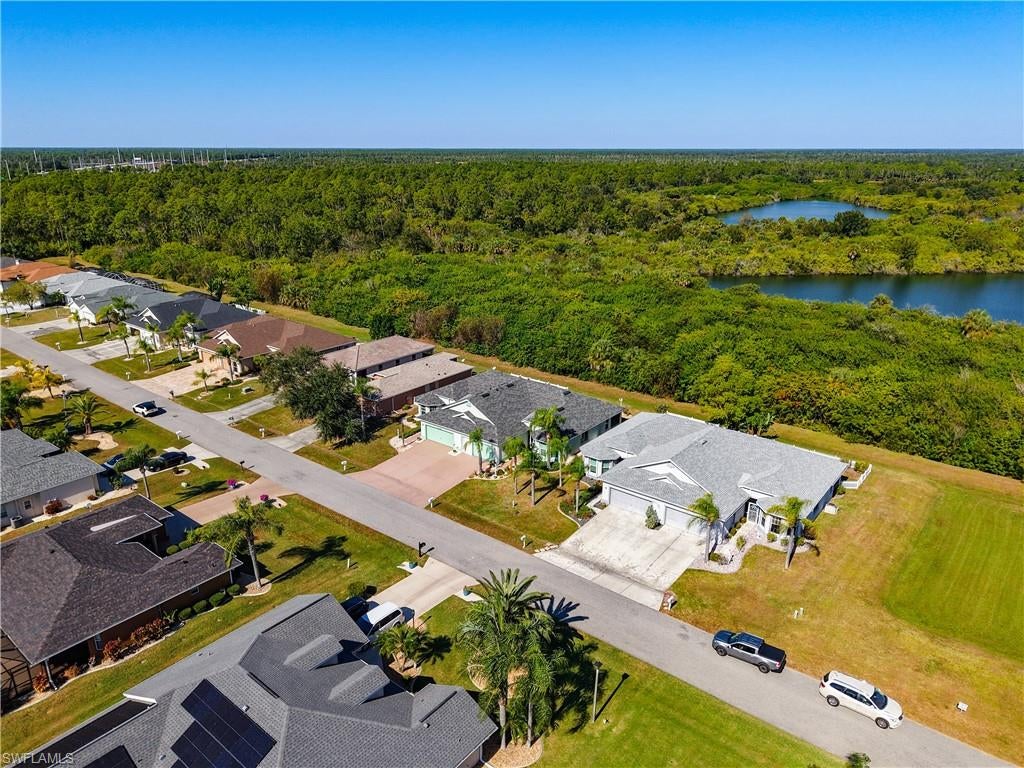 LAKE PEMBROKE - Residential