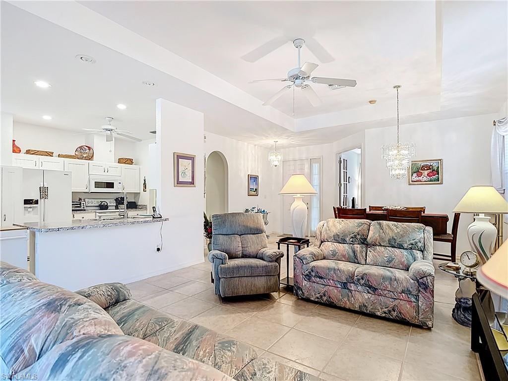 LAKE PEMBROKE - Residential